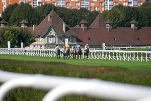 サンクルー競馬場